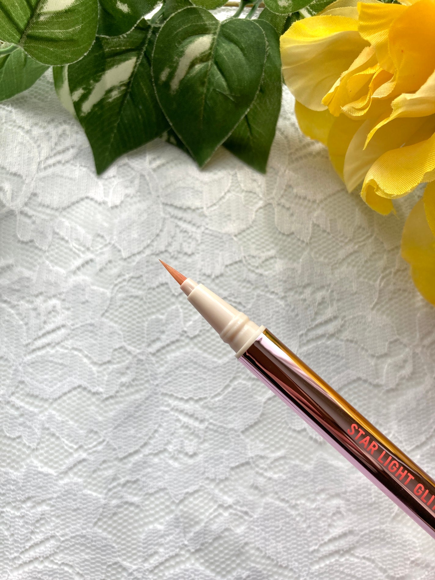 りんご フォロバ100 on LIPS 「パルガントン「スターライトグリッター」 水光感たっぷりの涙目グ..」(3枚目)