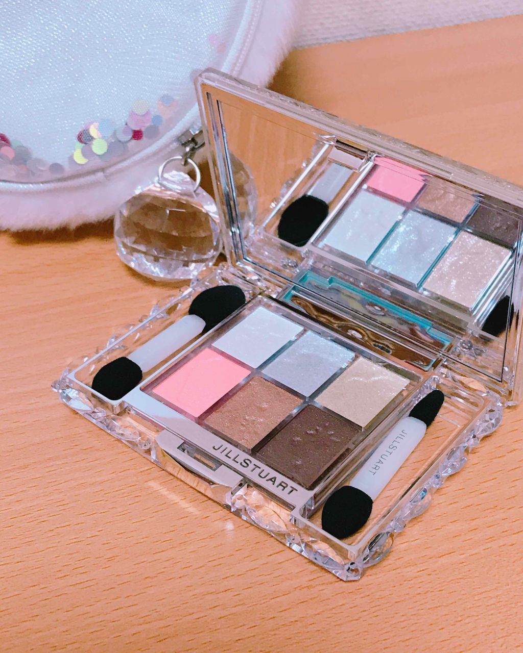 ホワイトラブストーリー コレクション (クリスマスコフレ 2018)/JILL STUART/メイクアップキットを使ったクチコミ（2枚目）