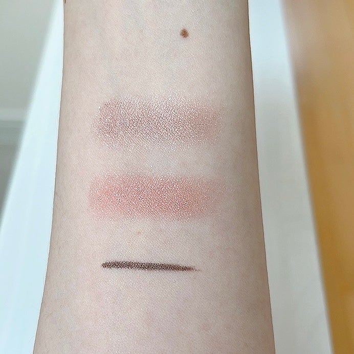 シャドーカスタマイズ/MAJOLICA MAJORCA/単色アイシャドウを使ったクチコミ(3枚目)