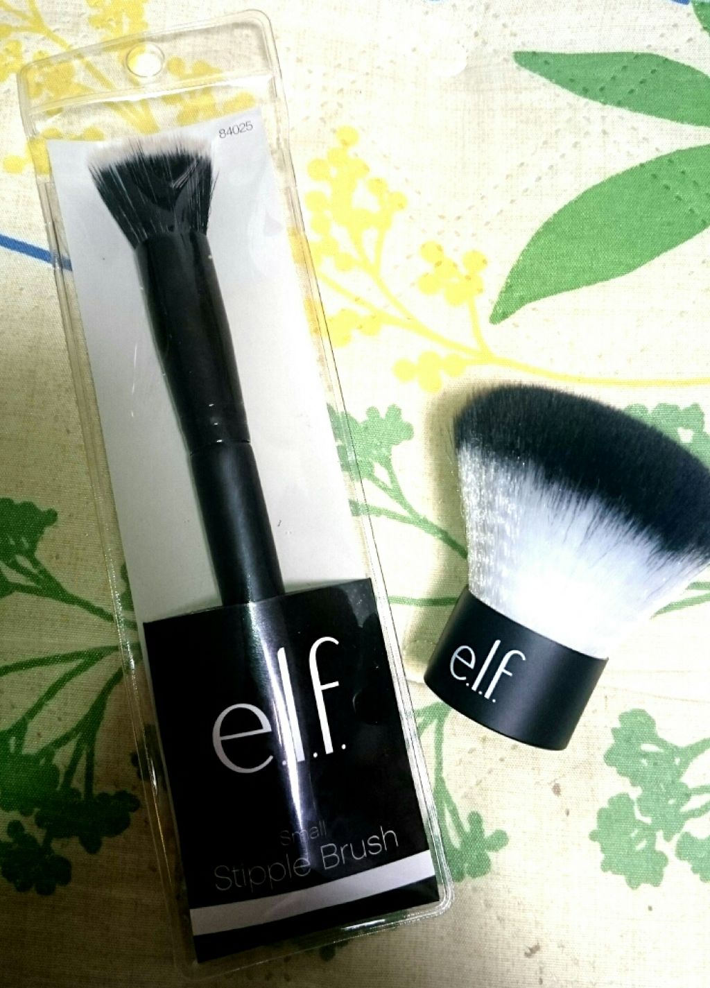 ブラシ/e.l.f. Cosmetics/メイクブラシを使ったクチコミ（1枚目）