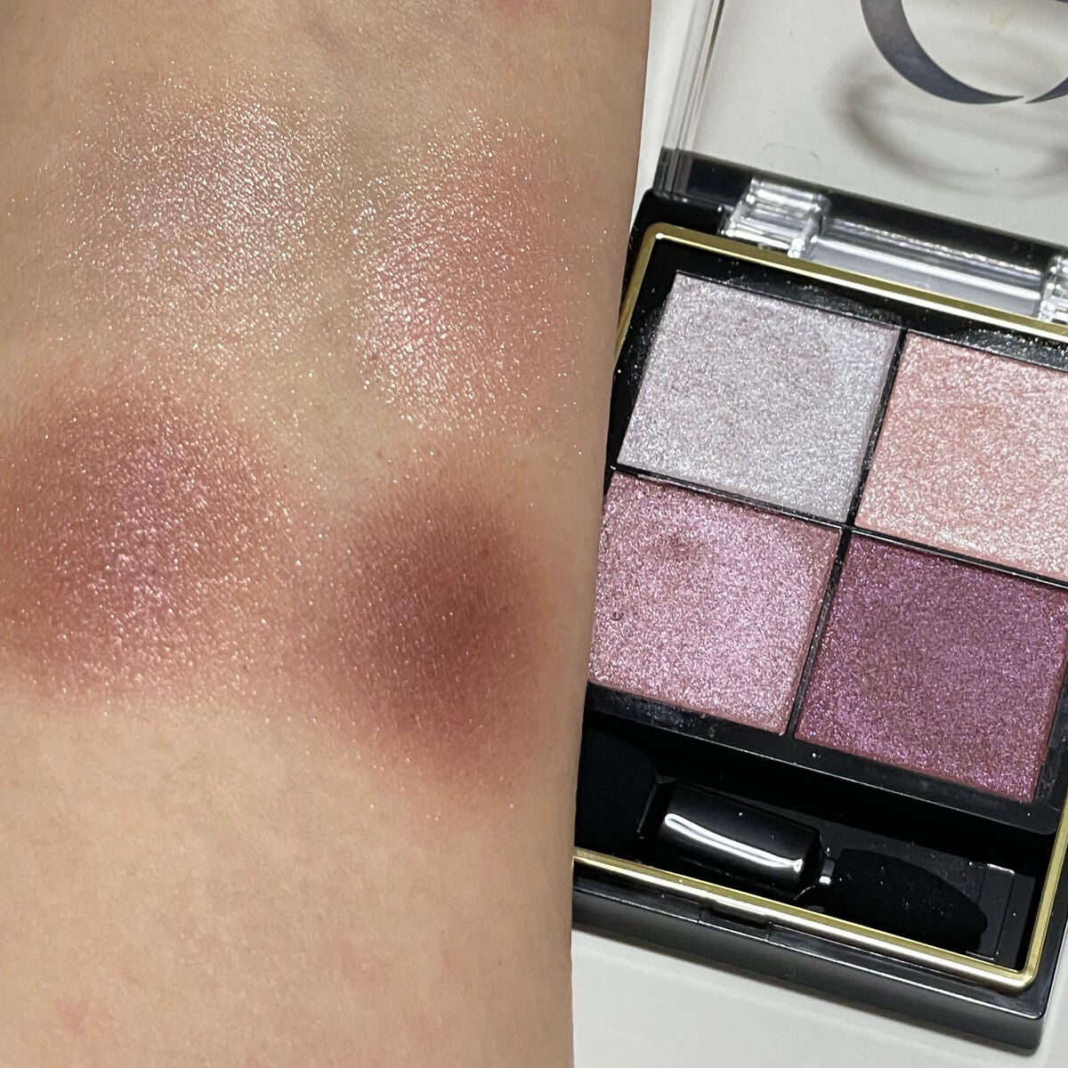 リアルクローズシャドウ/excel/アイシャドウパレットを使ったクチコミ(3枚目)