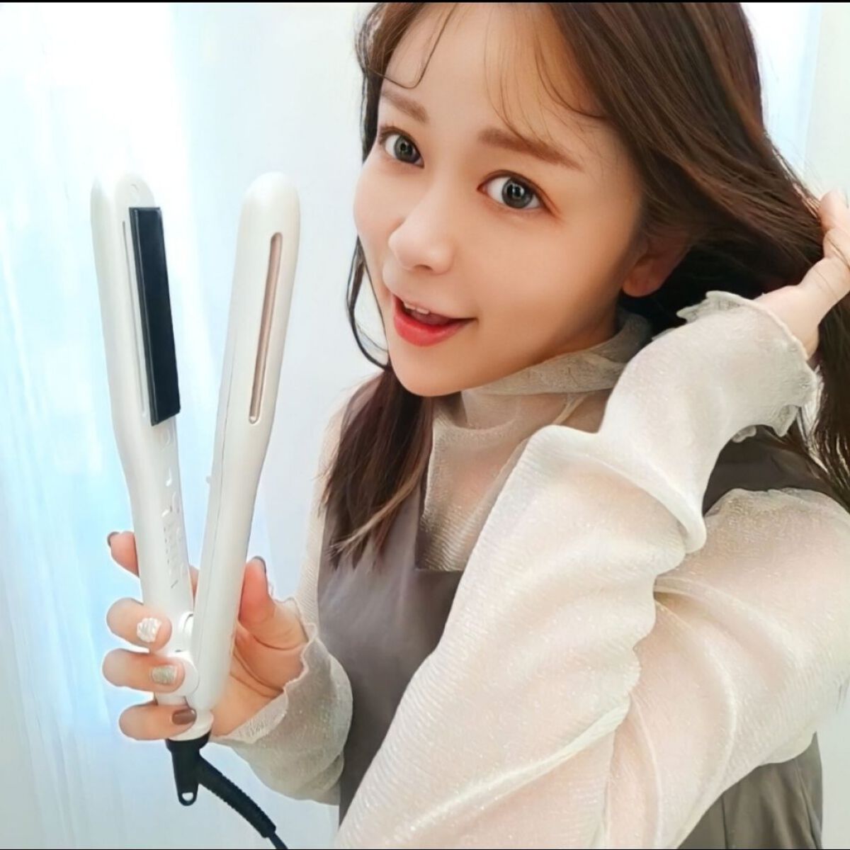 プリヴィレージュ シルクミラーストレート MHS-2410/mod's hair/ストレートアイロンを使ったクチコミ(4枚目)