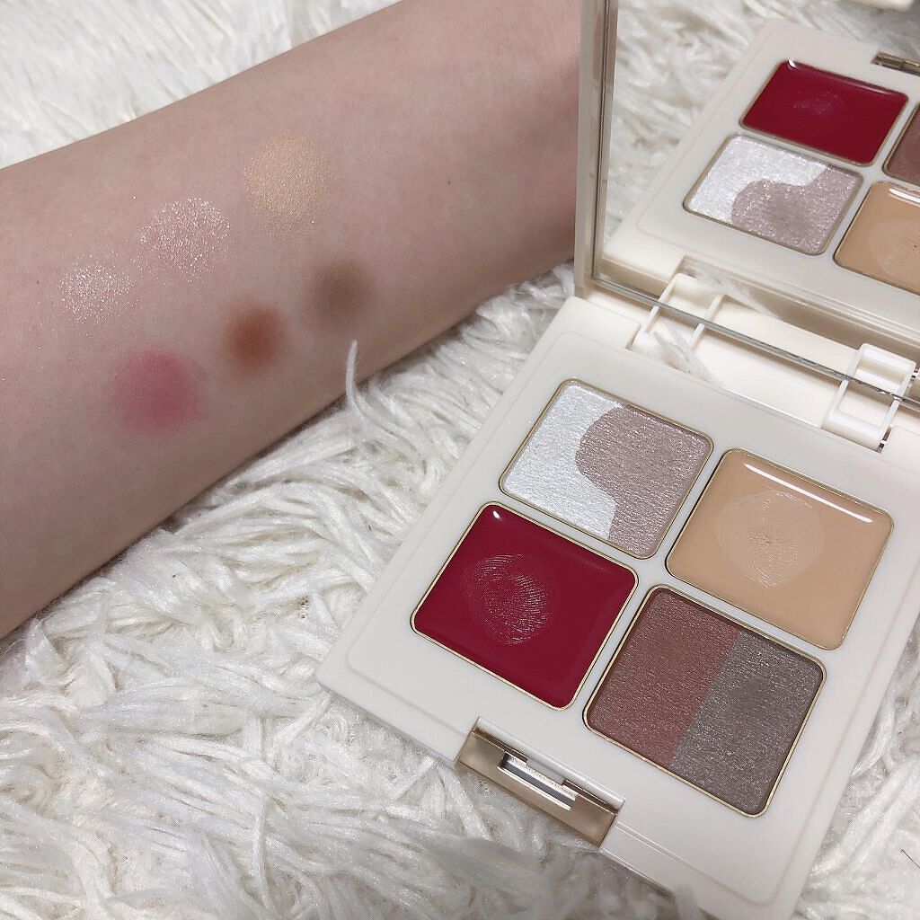ホリデーメイクアップコレクション2021/to/one/メイクアップキットを使ったクチコミ（3枚目）
