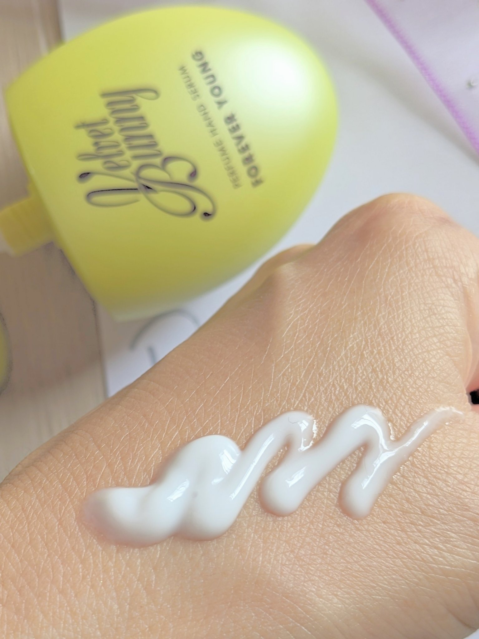 パフュームハンドセラム FOREVER YOUNG/Velvet Bunny/ハンドクリームを使ったクチコミ（3枚目）