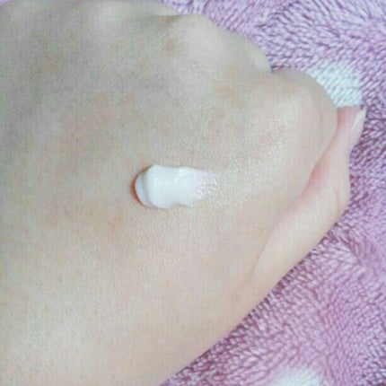 ハンドクリーム ピュアシャンプーの香り/フィアンセ/ハンドクリームを使ったクチコミ(3枚目)