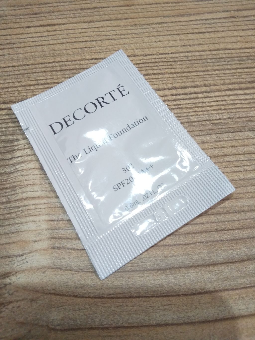 ザ リキッドファンデーション/DECORTÉ/リキッドファンデーションを使ったクチコミ（1枚目）