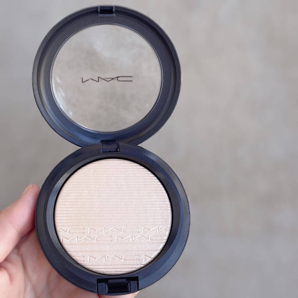 エクストラ ディメンション スキンフィニッシュ/M・A・C/プレストパウダーを使ったクチコミ（3枚目）