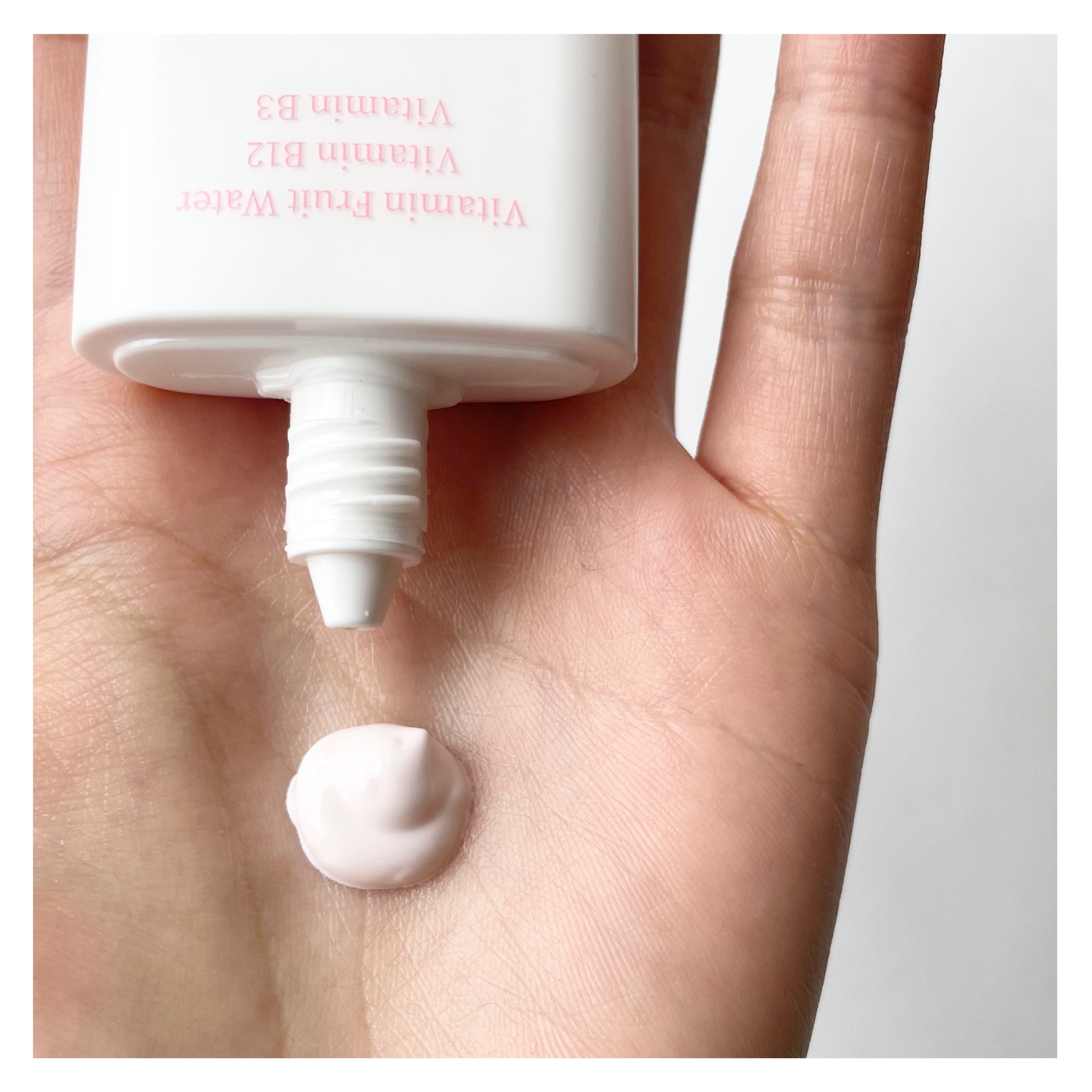 ビタトーンアップサンクリーム/TOCOBO/日焼け止めクリームを使ったクチコミ（2枚目）