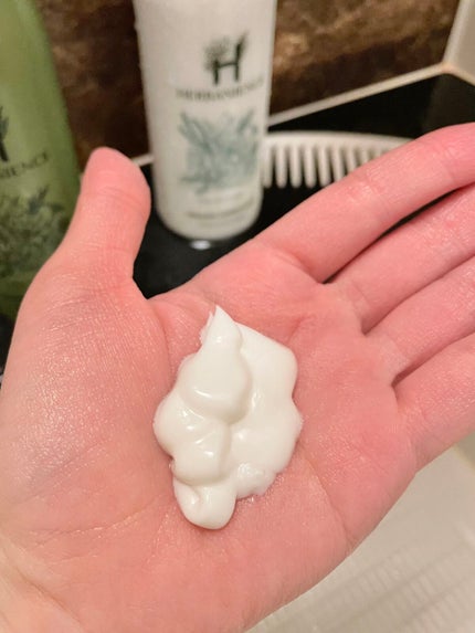 ハーバニエンス シャンプー・コンディショナー(シトラス&ラベンダー)/HERBANIENCE/市販シャンプーを使ったクチコミ(3枚目)