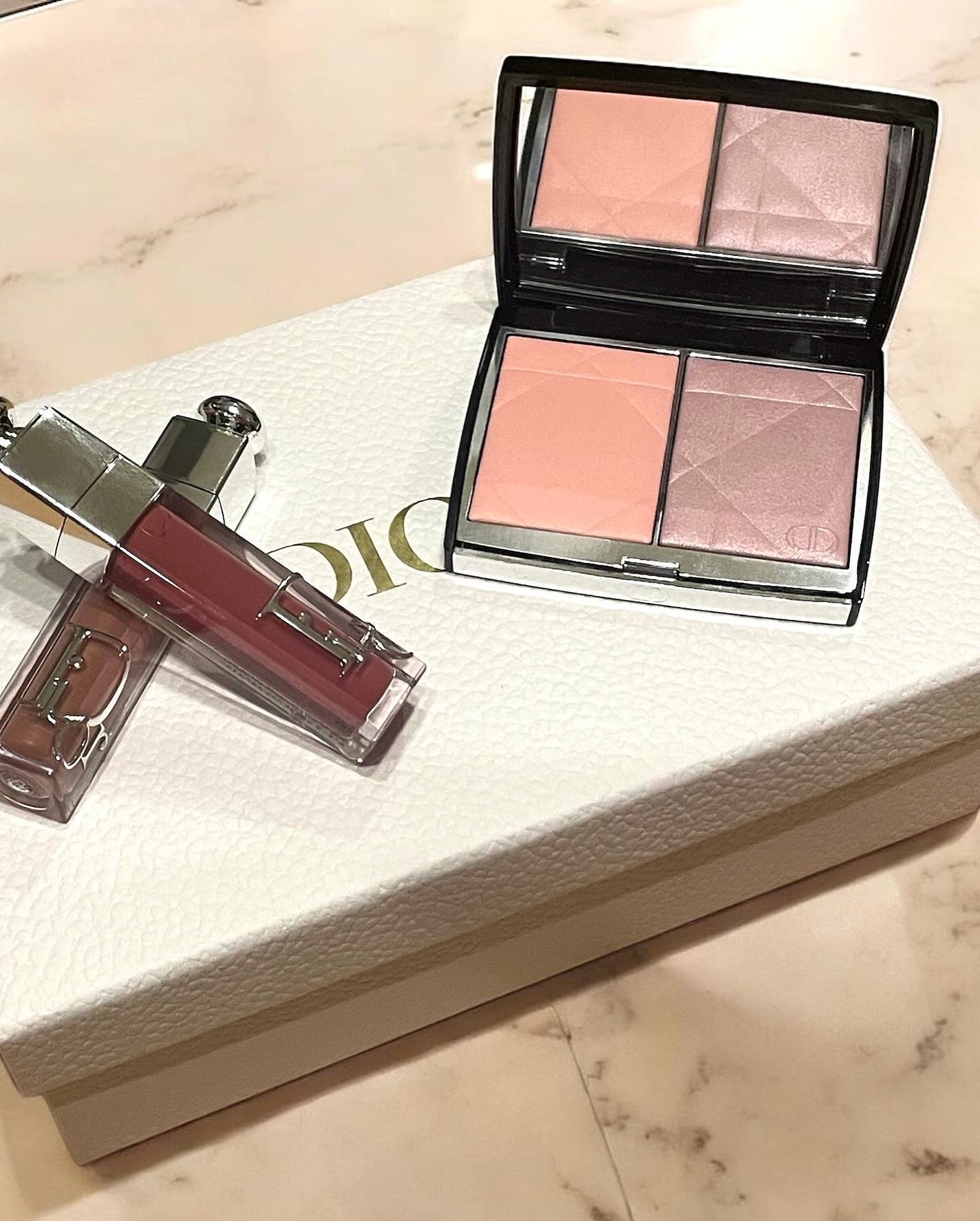 ディオールスキン ルージュ ブラッシュ カラー&グロウ/Dior/パウダーチークを使ったクチコミ(2枚目)