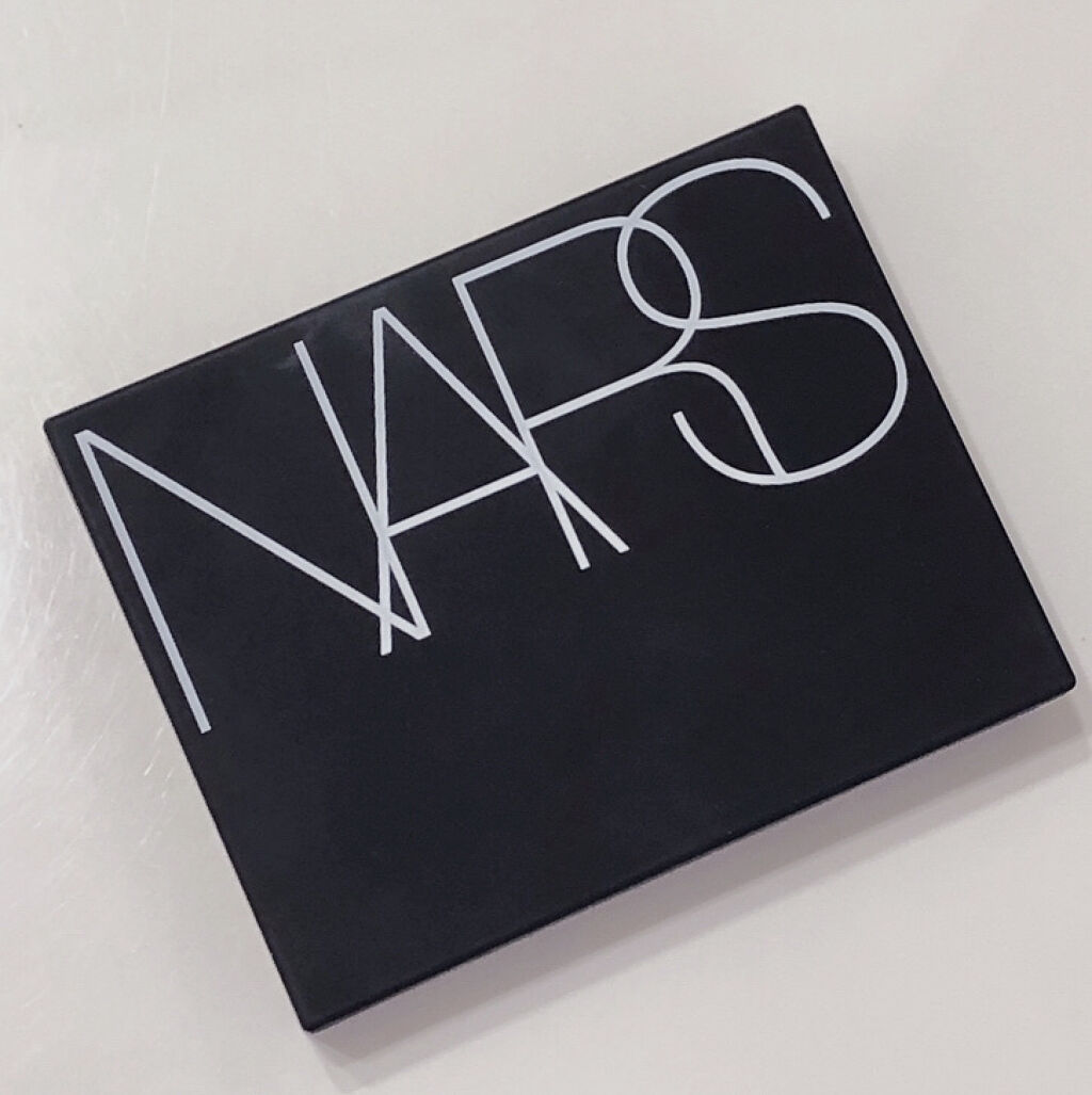 ライトリフレクティングセッティングパウダー　プレスト　N/NARS/プレストパウダーを使ったクチコミ（2枚目）