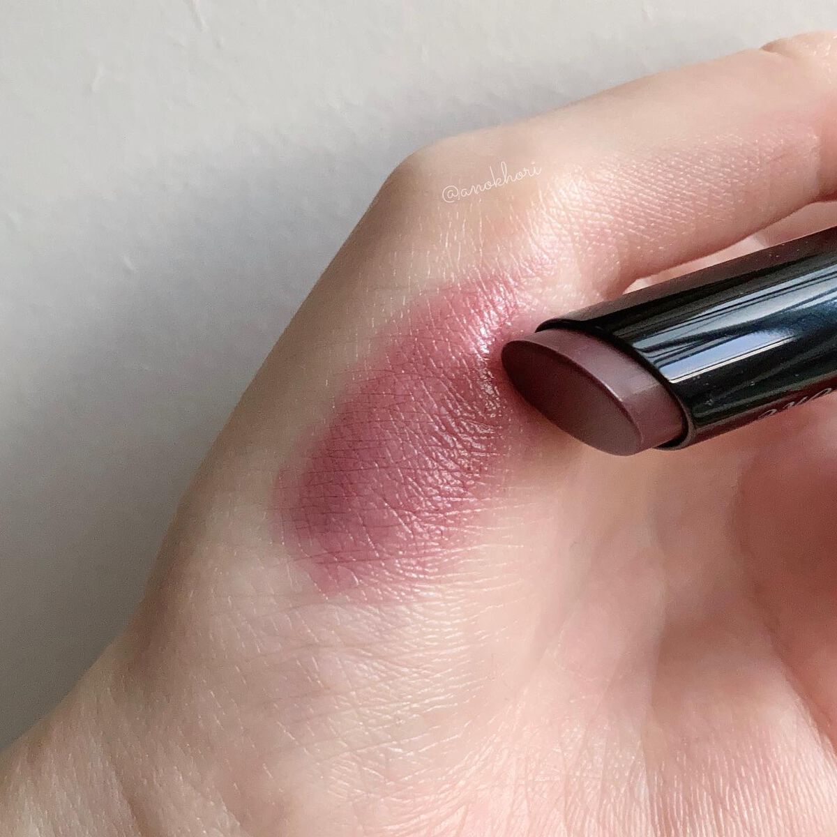 セルヴォーク アラウズ リップス 01 プラム/Celvoke/口紅を使ったクチコミ（3枚目）