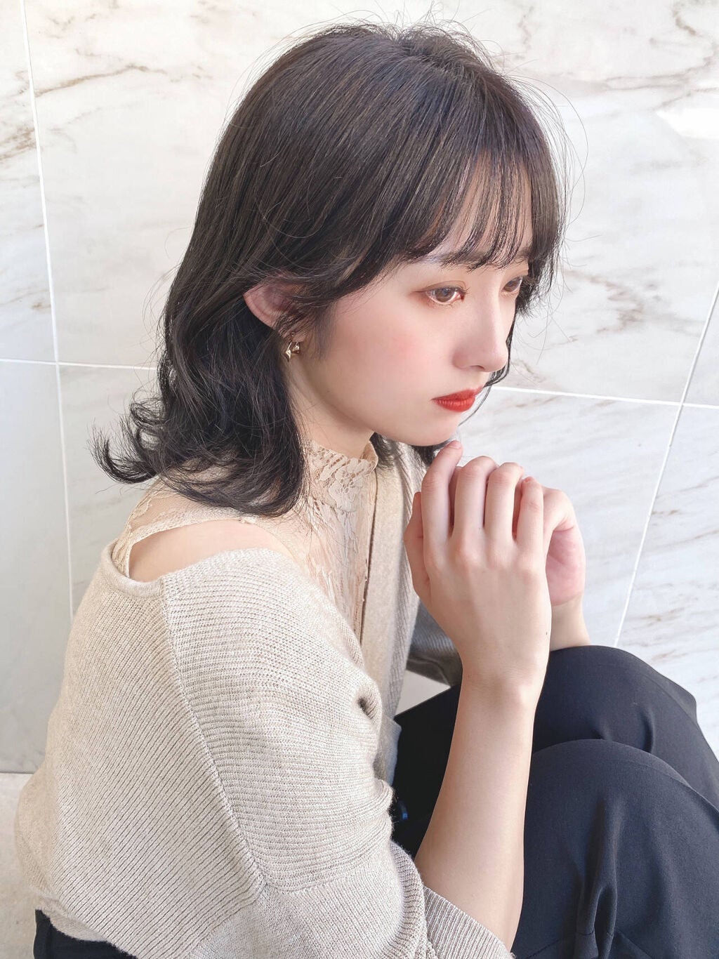 【2021】韓国アイドルみたい!おしゃれな髪色特集【ピンク・黒・グレー・青】のサムネイル
