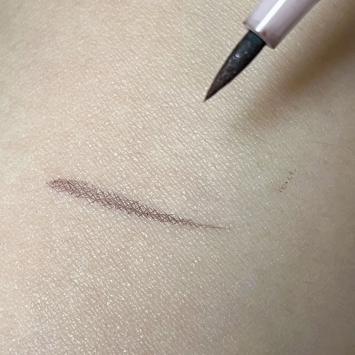 リキッドアイライナー 03 グレイッシュブラウン/coou/リキッドアイライナーを使ったクチコミ（2枚目）