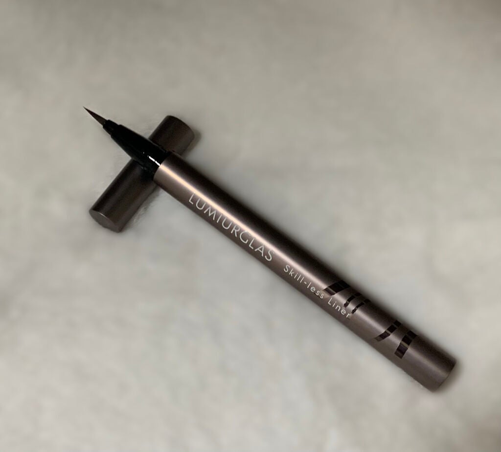 スキルレスライナー/LUMIURGLAS/リキッドアイライナーを使ったクチコミ(3枚目)