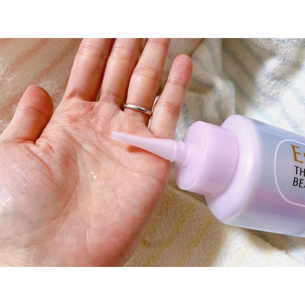 エッセンシャル プレミアム ウォータートリートメント EXスムース/エッセンシャル/アウトバストリートメントを使ったクチコミ（3枚目）