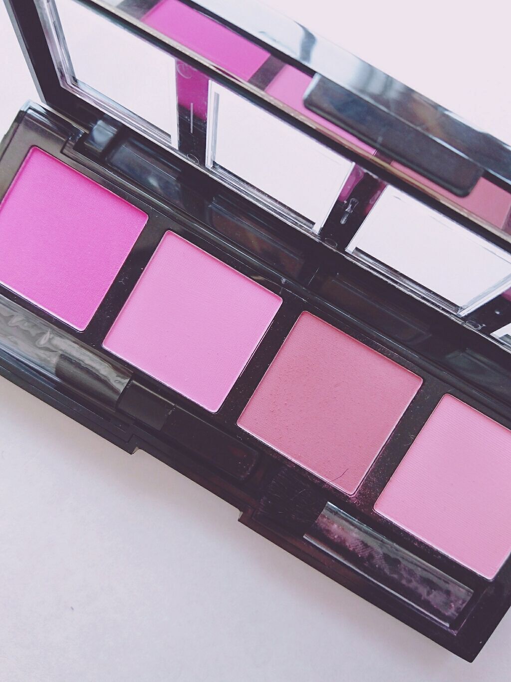 インテンスブラッシュクアッド/CITY COLOR/パウダーチークを使ったクチコミ(3枚目)