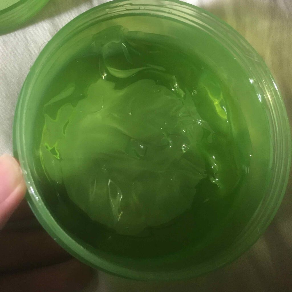 マイルド＆モイスチャーアロエジェル/ネイチャーリパブリック/ボディローションを使ったクチコミ（2枚目）