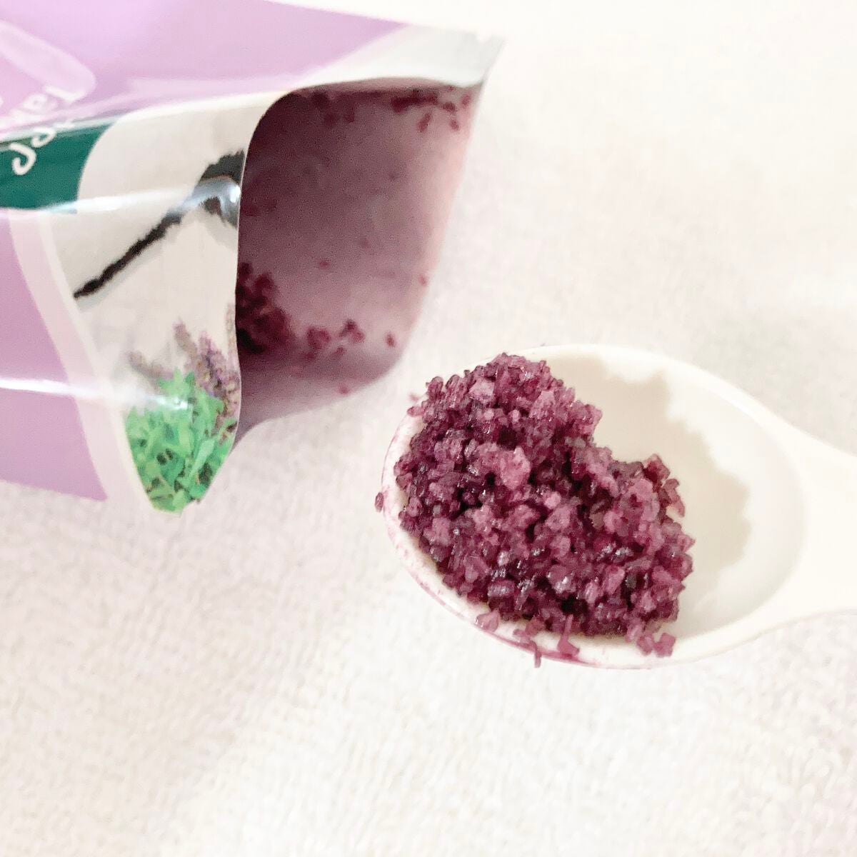 バスソルト ラベンダーミントの香り/クナイプ/無機塩系入浴剤を使ったクチコミ(2枚目)