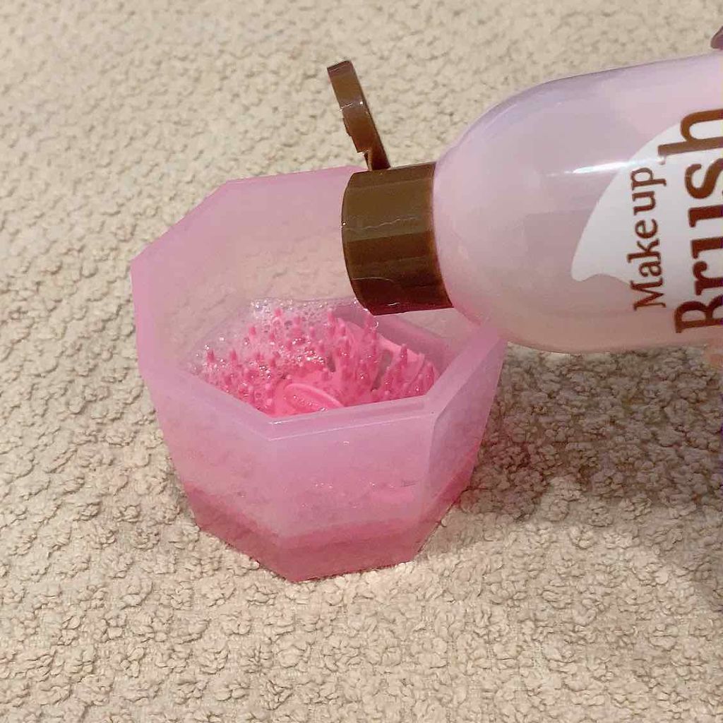 メイクブラシ専用クリーナー/DAISO/その他化粧小物を使ったクチコミ(2枚目)
