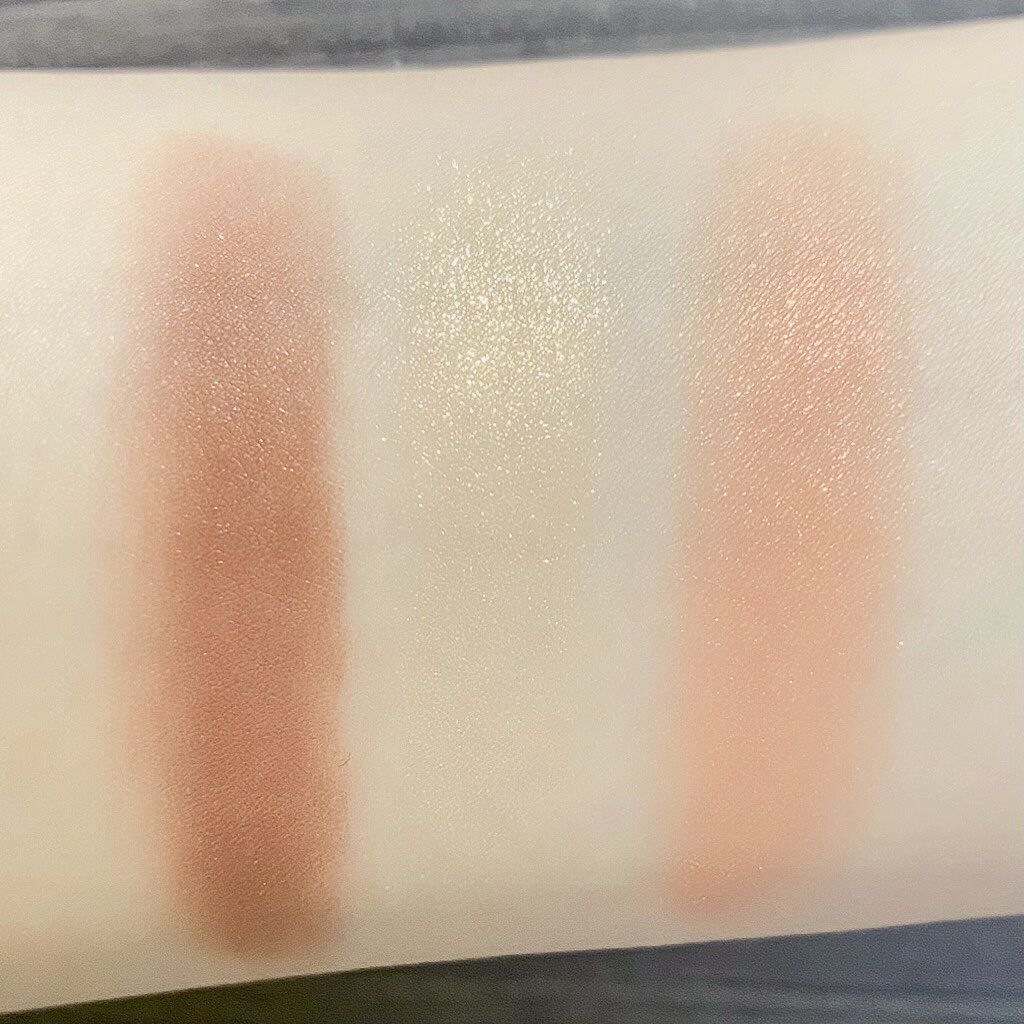 トリオ ブリック パレット＜ピュア グロウ＞ 643 ピュア ペタルズ（生産終了）/Dior/アイシャドウパレットを使ったクチコミ（3枚目）