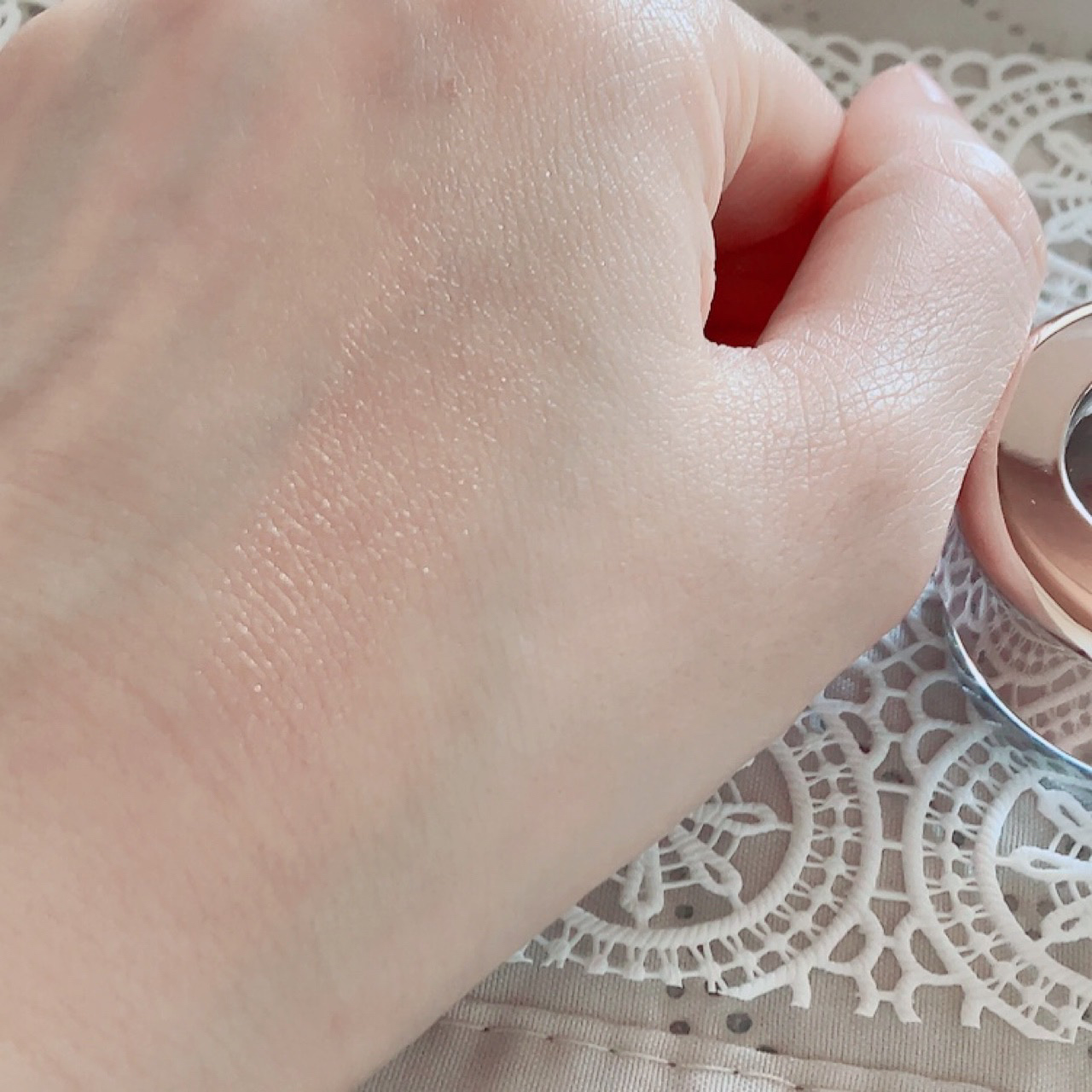 アイグロウジェム スキンシャドウ 12G satin shine/DECORTÉ/ジェル・クリームアイシャドウを使ったクチコミ（3枚目）