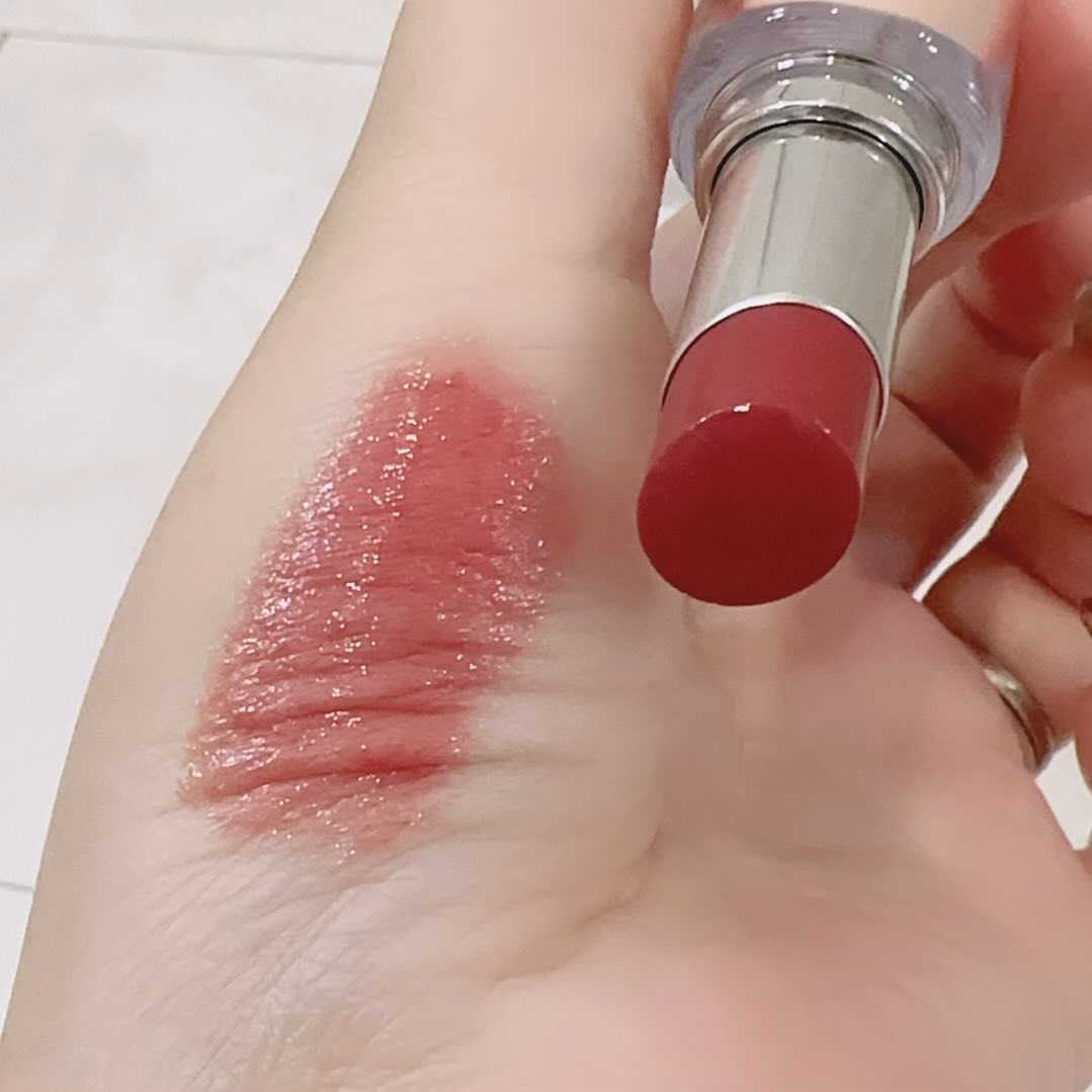 ボンディンググロウリップスティック/Laka/口紅を使ったクチコミ（2枚目）