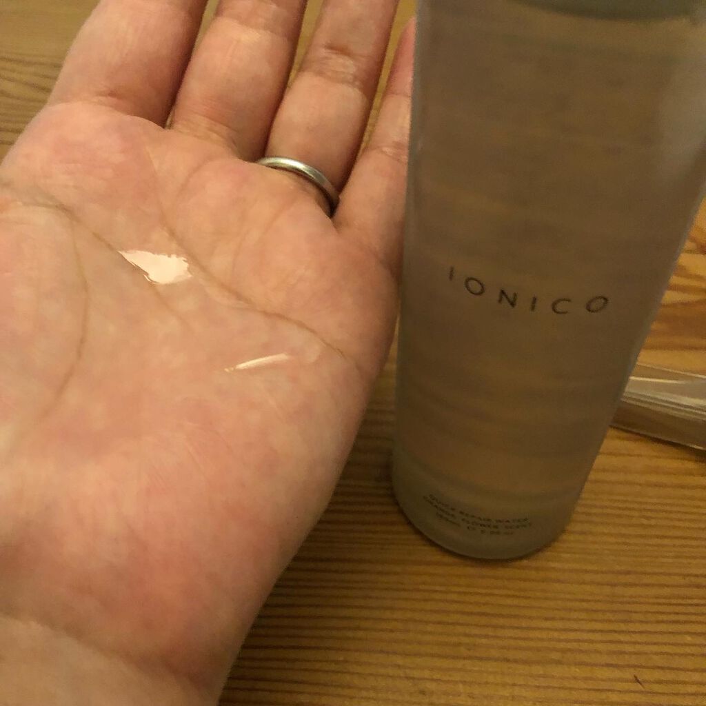 プレミアムイオン クイックリペアウォーター (毛髪美容補修水)/IONICO/洗い流すヘアトリートメントを使ったクチコミ(2枚目)