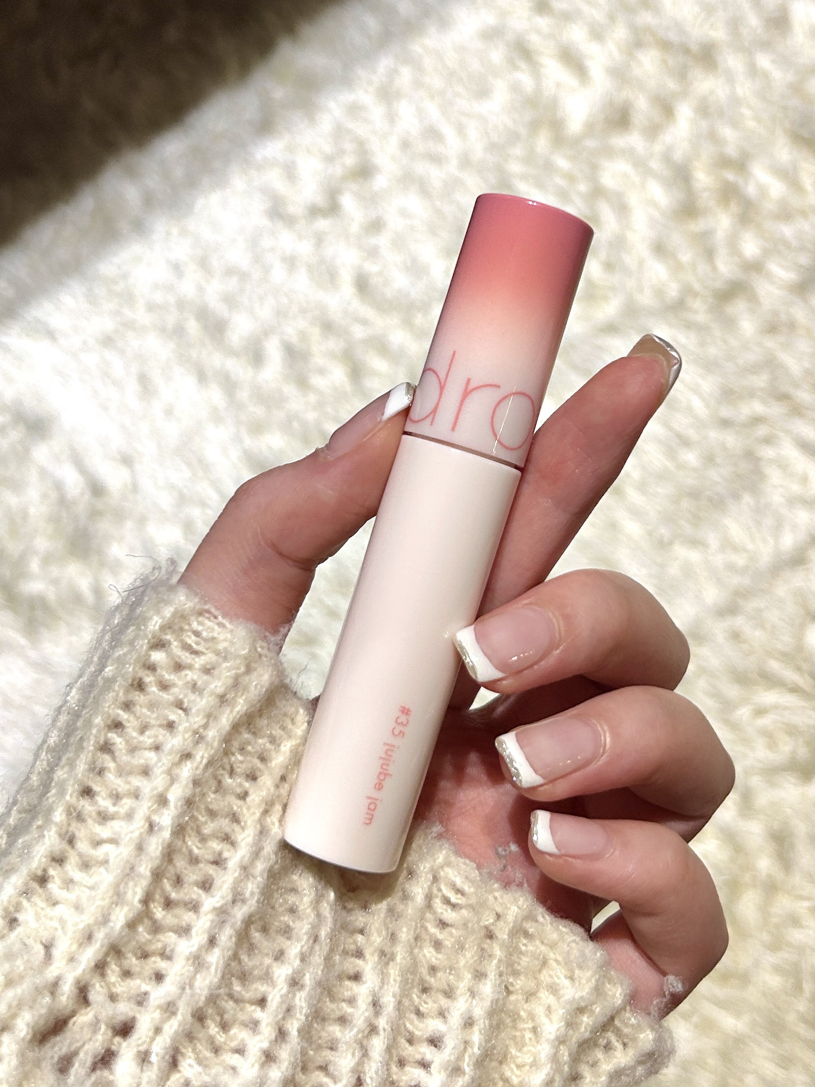 ジューシーラスティングティント 35 ベアジュジュブジャム(BARE JUJUBE JAM)/rom&nd/リップティントを使ったクチコミ（3枚目）