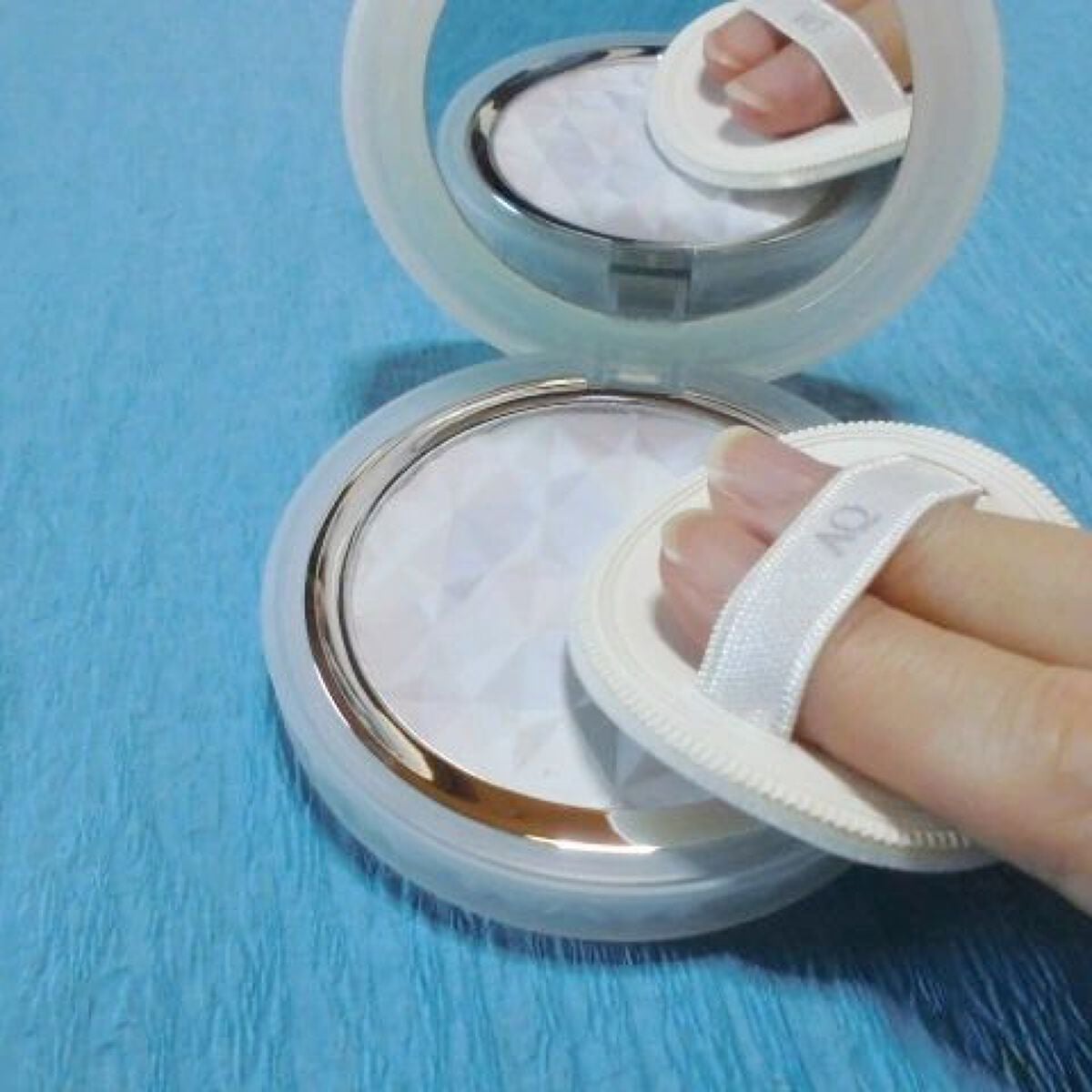 AQ オーラ リフレクター/DECORTÉ/プレストパウダーを使ったクチコミ(2枚目)