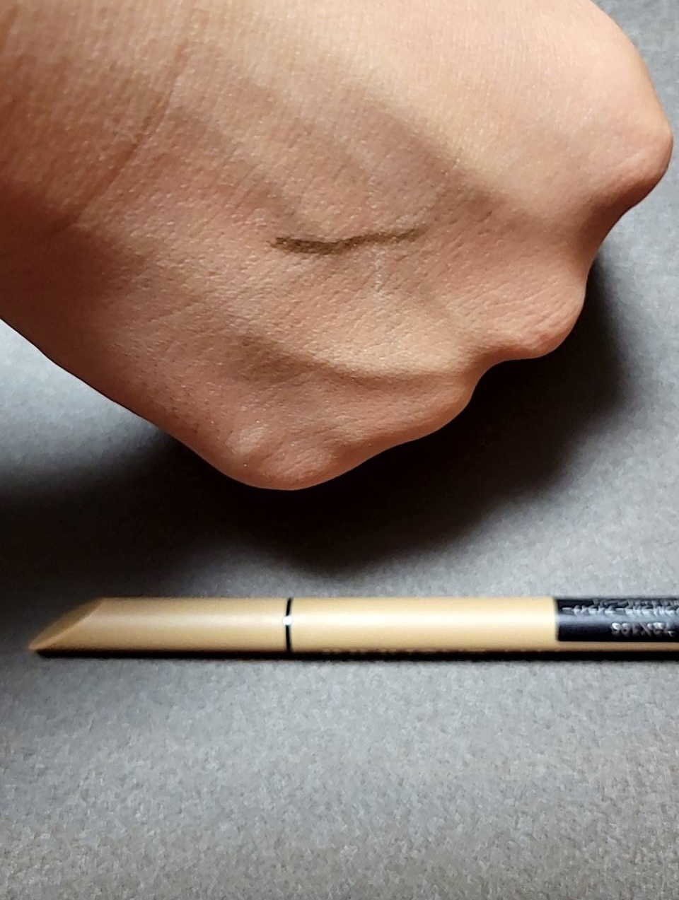 ウルトラカラー アイライナー/MAYBELLINE NEW YORK/リキッドアイライナーを使ったクチコミ（3枚目）