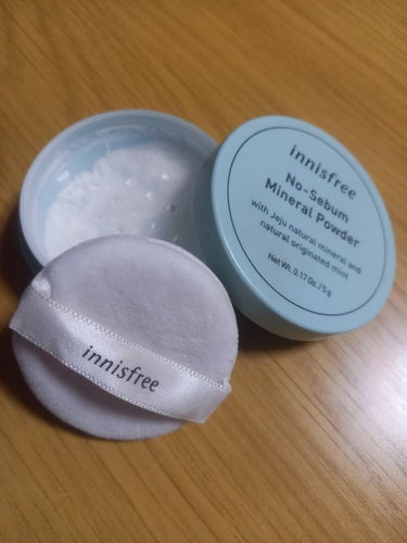 ノーセバム ミネラルパウダー/innisfree/ルースパウダーを使ったクチコミ（2枚目）