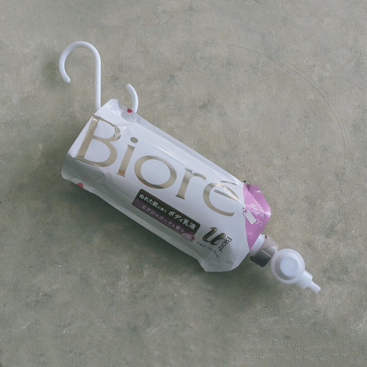 ザ ボディ ぬれた肌に使うボディ乳液 エアリーブーケの香り/ビオレu/ボディミルクを使ったクチコミ(3枚目)