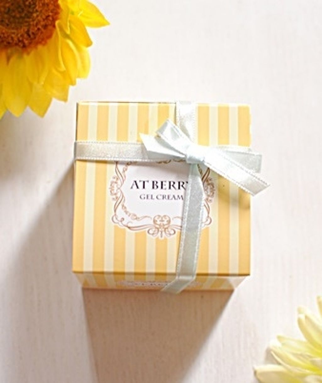 薬用アットベリージェル/menina joue(メニーナ ジュー)/ボディローションを使ったクチコミ(3枚目)