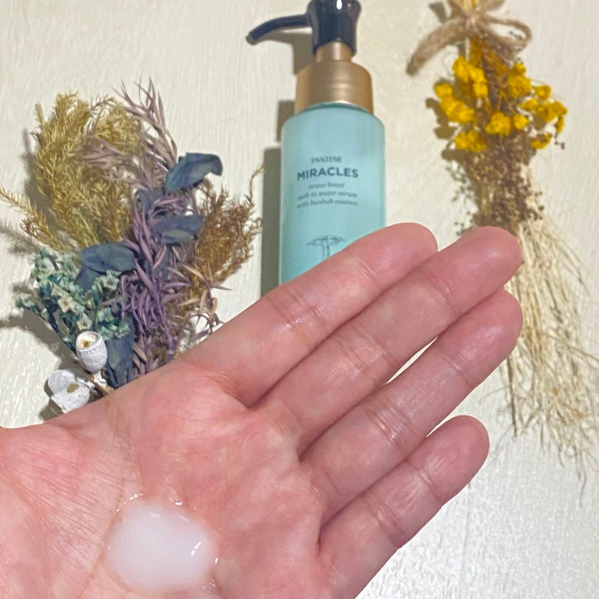 ミラクルズ うるおいブーストミルクウォーターセラム/パンテーン/アウトバストリートメントを使ったクチコミ(2枚目)