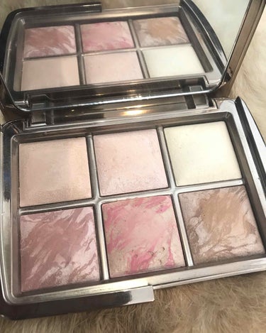 Hourglass Ambient Lighting Powder/HOURGLASS/プレストパウダーを使ったクチコミ（2枚目）