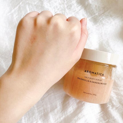 ソルトボディスクラブマグノリア&サンダルウッド/AROMATICA/ボディスクラブを使ったクチコミ(9枚目)