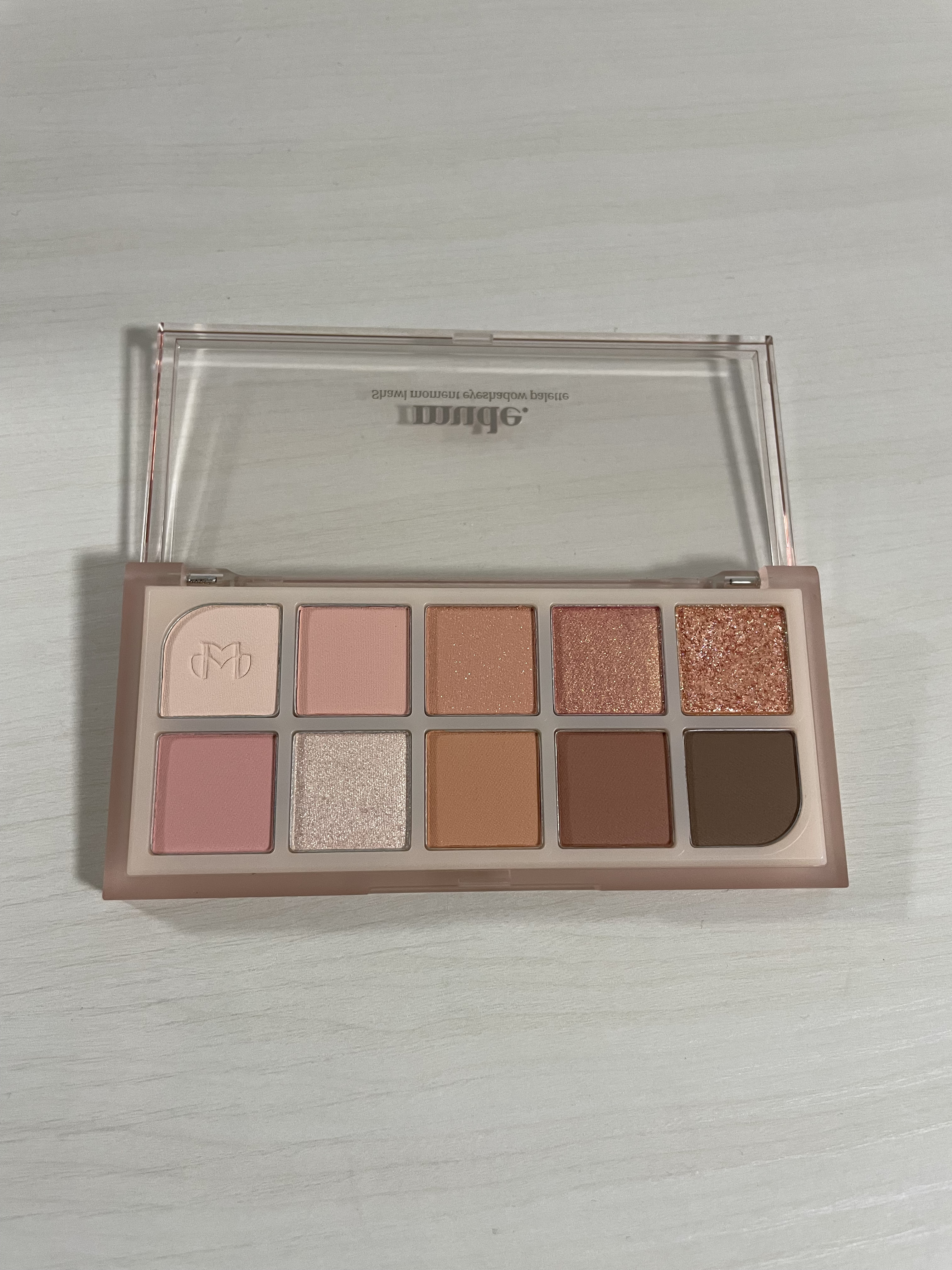 mude. MDショールモーメント アイシャドウパレットのクチコミ「
mude.
Shawl moment eyeshadow palette 

03.peac.....」（2枚目）