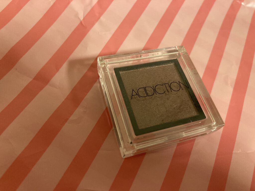 アディクション ザ アイシャドウ/ADDICTION/単色アイシャドウを使ったクチコミ（1枚目）