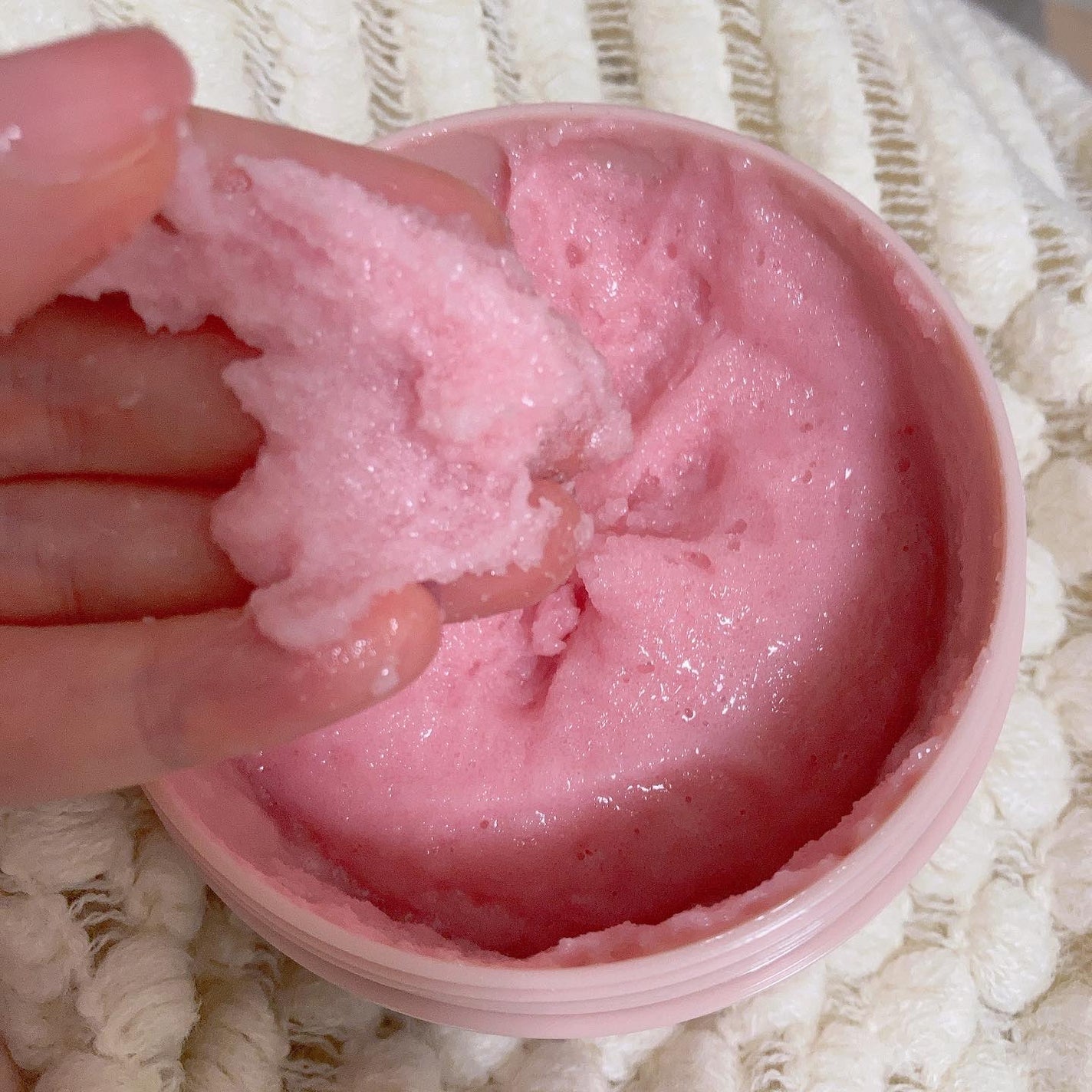 Q+Me スウィート ボム タラソ スクラブ/AGARISM/バスト・ヒップケアを使ったクチコミ(2枚目)