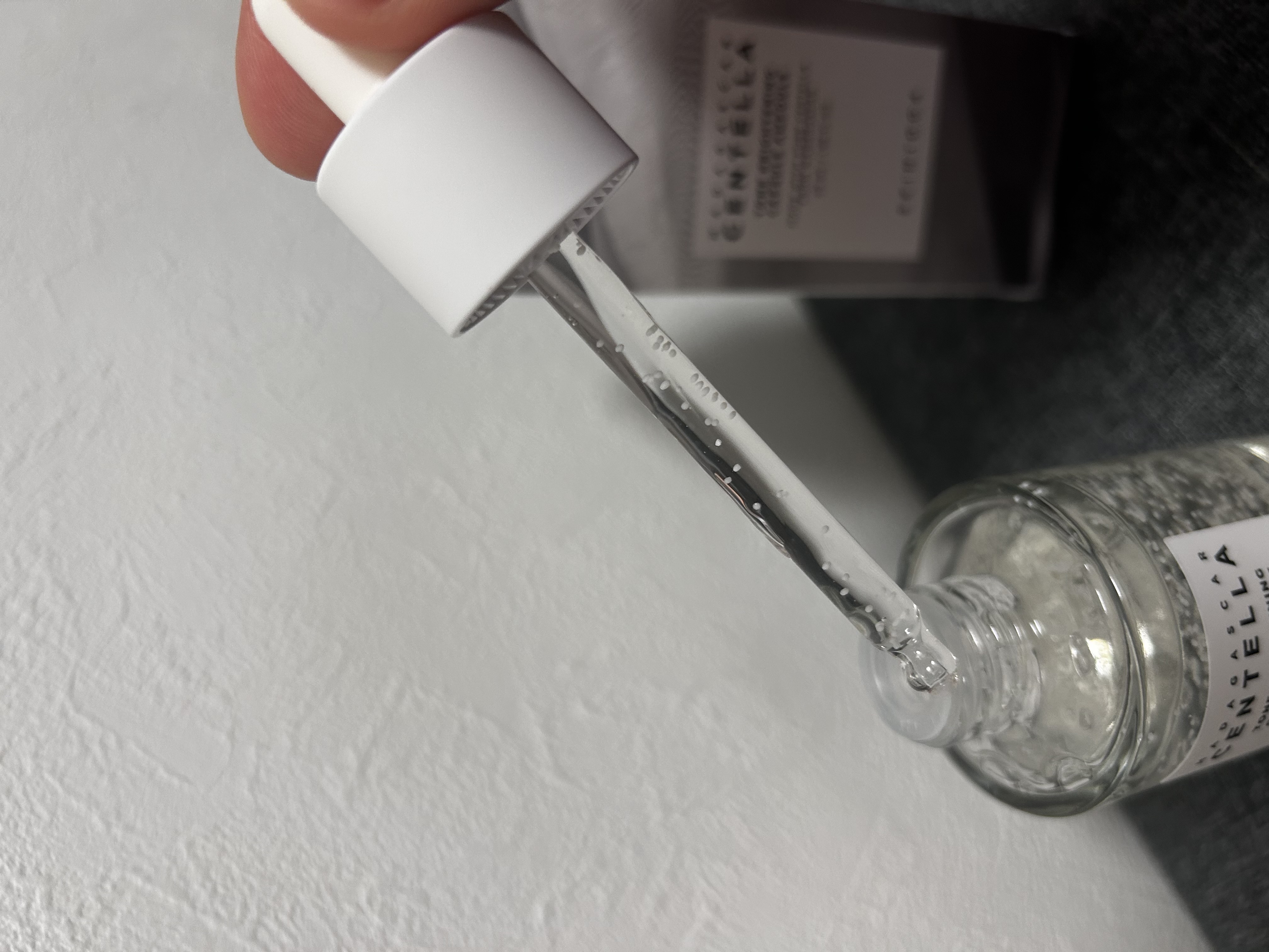 トーンブライトニング カプセルアンプル/SKIN1004/美容液を使ったクチコミ（1枚目）