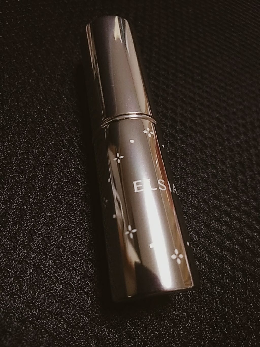 プラチナム 顔色アップ エッセンスルージュ/エルシア/口紅を使ったクチコミ(2枚目)