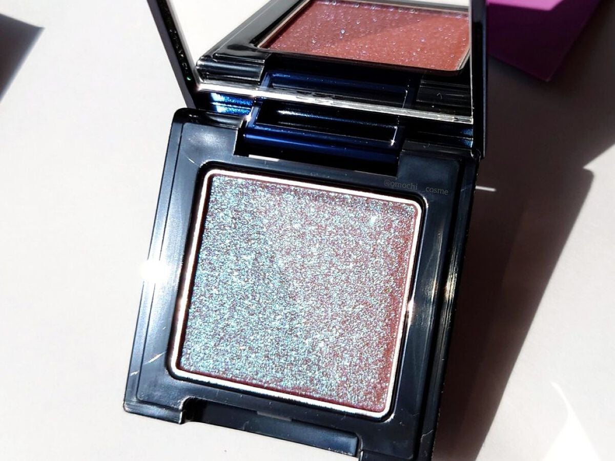 ラズル アイカラー/エレガンス ラズル /単色アイシャドウを使ったクチコミ(3枚目)