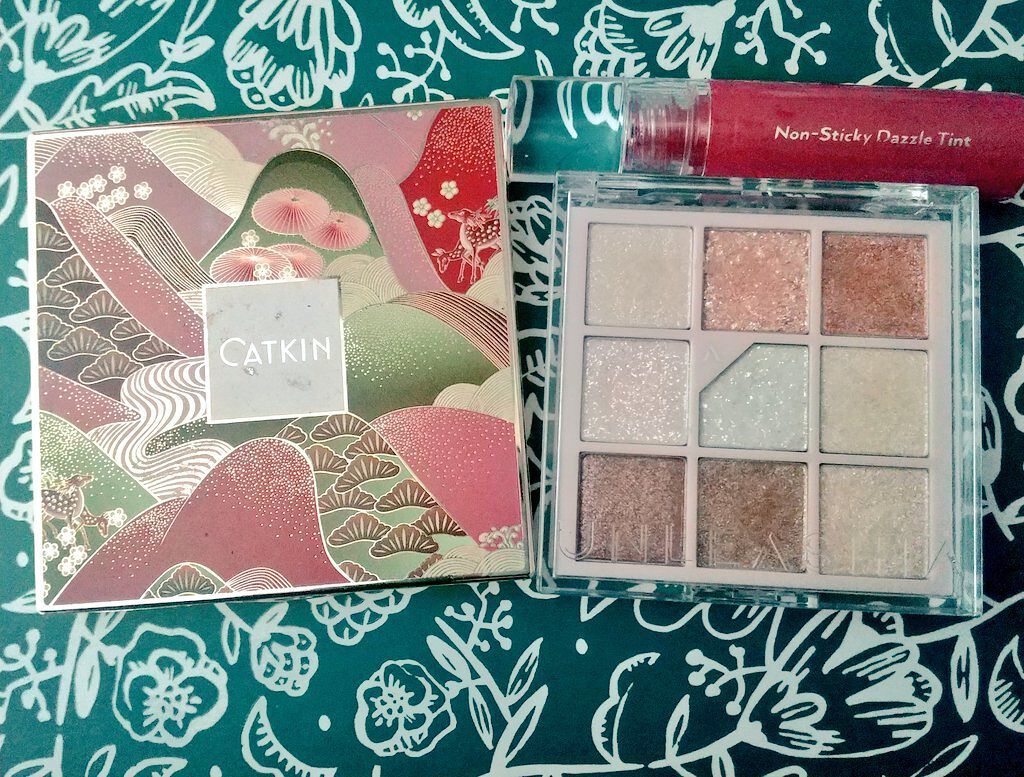 長相思シリーズ 9色アイシャドウパレット/CATKIN/アイシャドウパレットを使ったクチコミ（2枚目）