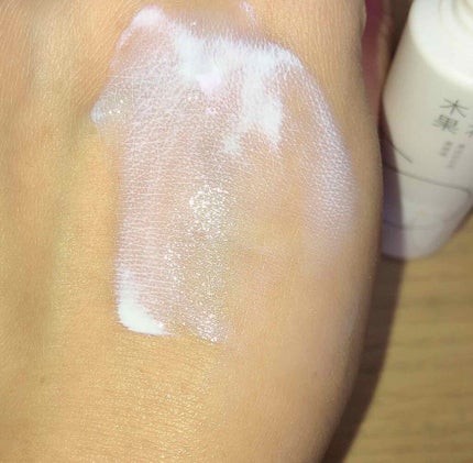 美白日中用美容液/草花木果/美容液を使ったクチコミ(3枚目)