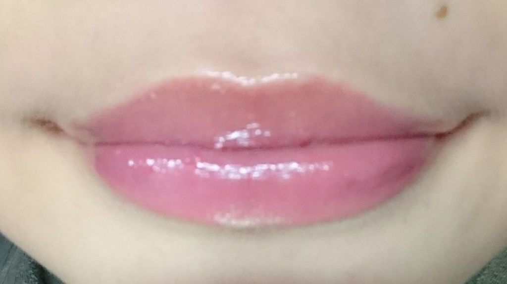 モイストピュアカラーリップ/ニベア/リップクリームを使ったクチコミ（2枚目）