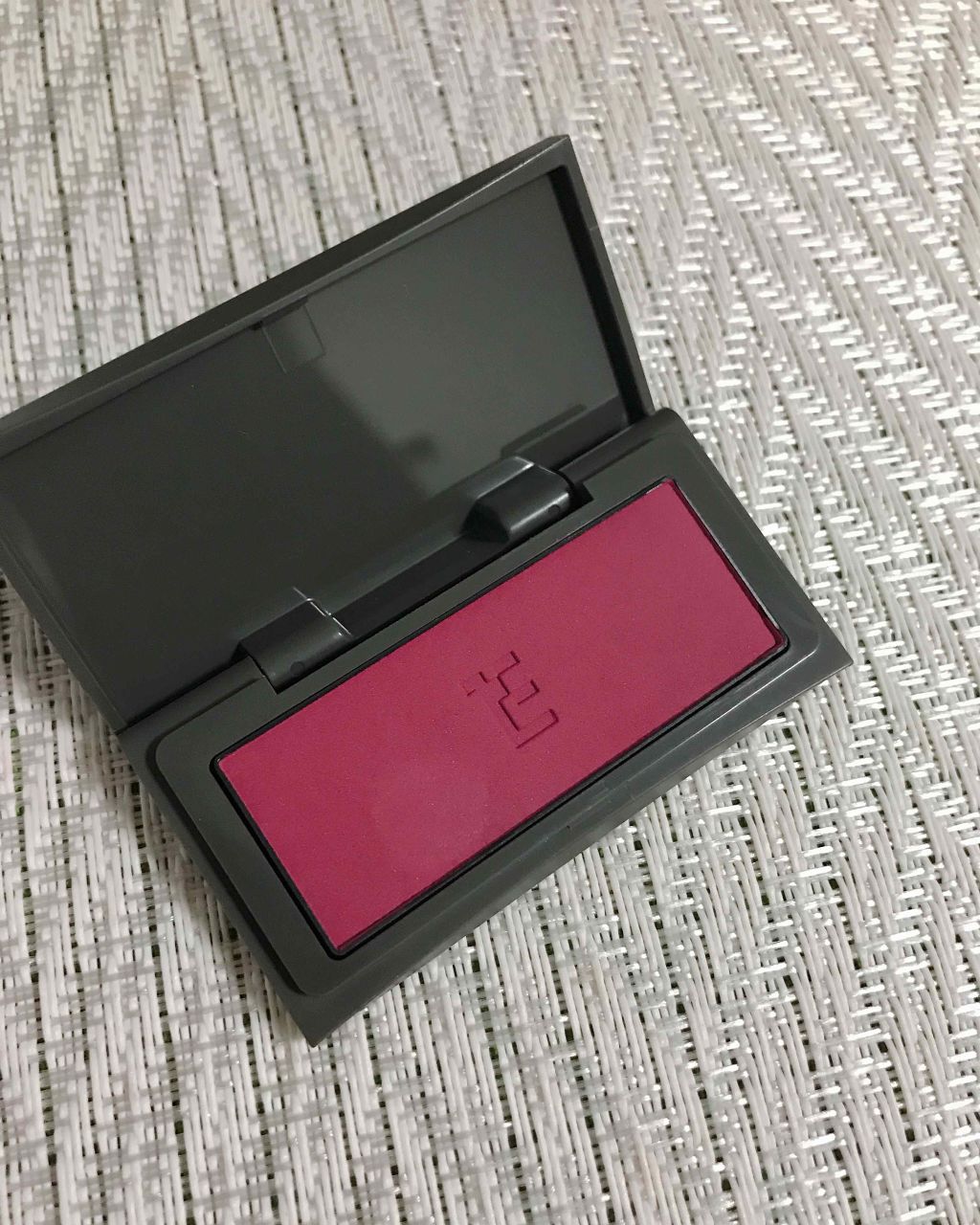 チーキーシークブラッシュ/THREE/パウダーチークを使ったクチコミ(2枚目)