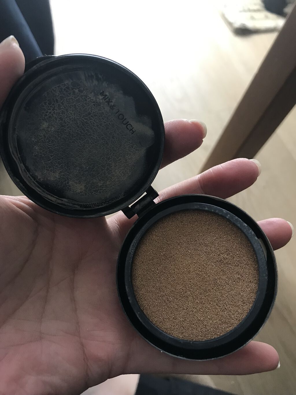 エッセンシャル スキン ヌーダー クッション Medium(本体+リフィル)/JUNG SAEM MOOL/クッションファンデーションを使ったクチコミ（2枚目）