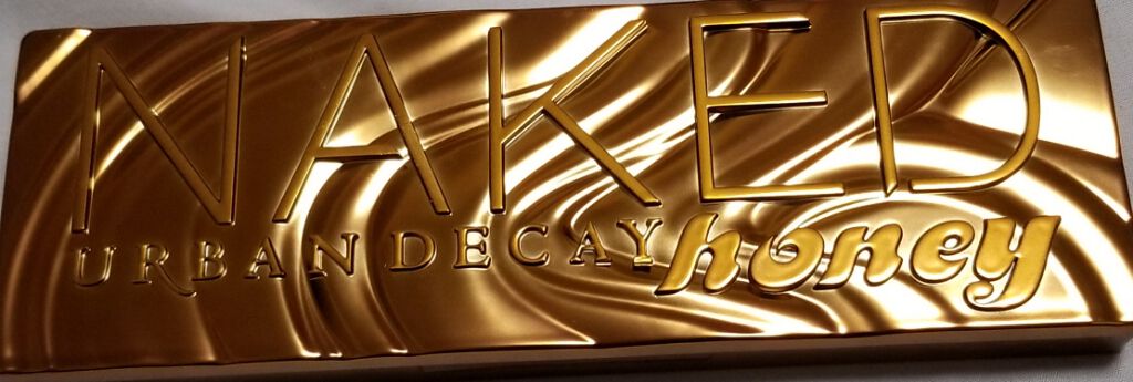 NAKED Honey/アーバンディケイ/アイシャドウパレットを使ったクチコミ（2枚目）