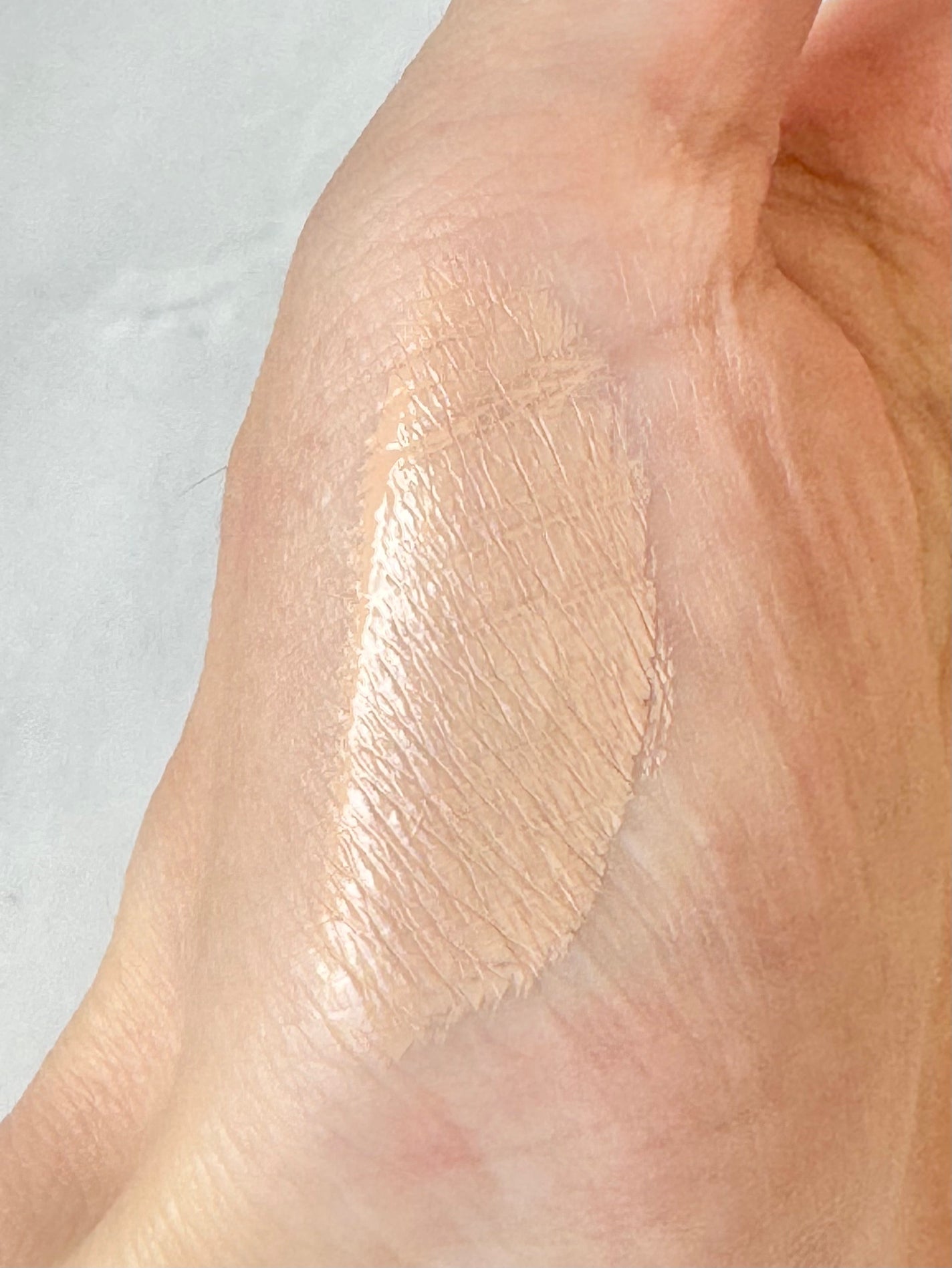 リアル フローレス ウェイトレス パーフェクティング コンシーラー/ローラ メルシエ/リキッドコンシーラーを使ったクチコミ(4枚目)